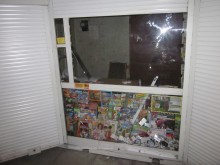 Трое кременчужан развлекались тем, что обворовывали киоски (ФОТО)