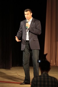 Кличко в Кременчуге собирал аншлаги (ФОТОРЕПОРТАЖ)