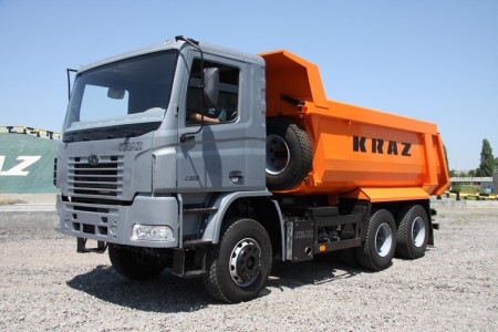 Самосвалы КрАЗ поедут на Московскую международную выставку «СТТ-2012»