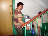 У должников за комуслуги в Кременчуге забирают имущество (ФОТО)