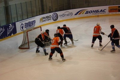 ХОККЕЙ. ХК "Кременчуг" стал трёхкратным обладателем Кубка Украины.