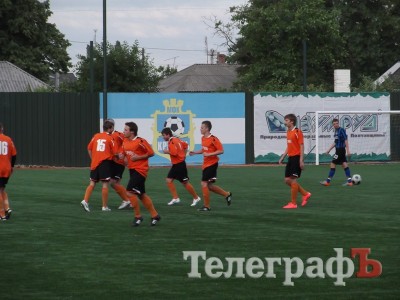 ФУТБОЛ. Результаты Премьер-лиги и Первенства Кременчуга.