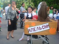 Парад колясок в Кременчуге (ФОТО, ВИДЕО)