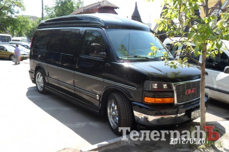 Люблю парковаться на зебре