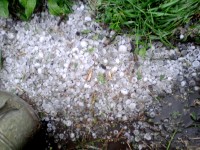 В Каменных Потоках падал град до 30 мм диаметром - МЧС