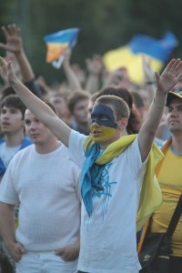 Как болели кременчужане за нашу сборную на матче «Украина-Франция» (ФОТОРЕПОРТАЖ)