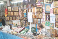 В Кременчуг привезли исцеляющие от пьянства и болезней иконы и святые мощи (Фото, ВИДЕО)