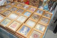 В Кременчуг привезли исцеляющие от пьянства и болезней иконы и святые мощи (Фото, ВИДЕО)