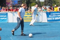 Мэр Бабаев гонял по футбольному полю как угорелый, а Надоша еще готов потренироваться (Видео, Фото)