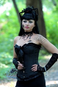 В Кременчуге фотографировали живых «кукол» (ФОТОРЕПОРТАЖ)