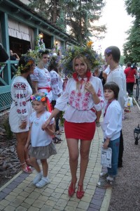 В Кременчуге прошел  первый фестиваль вышиванок (ФОТО, ВИДЕО)