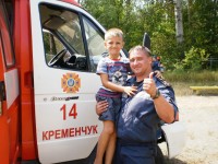 МЧСники Кременчуга учили детей пожарной безопасности (ФОТО)