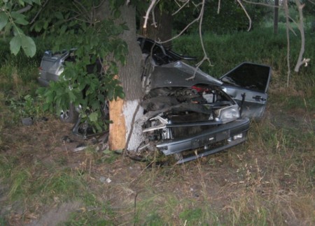 В Кобеляцком районе в результате ДТП погибли четыре человека (ФОТО)