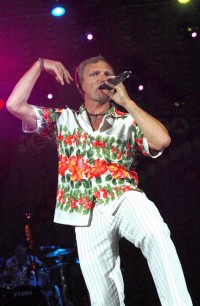 Кременчугских металлургов поздравили Олег Кензов и Олег Скрипка (Фоторепортаж)