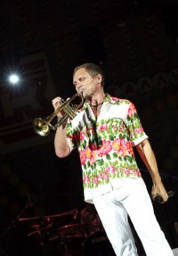 Кременчугских металлургов поздравили Олег Кензов и Олег Скрипка (Фоторепортаж)