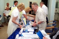 В Кременчуге проходит встреча с летчиком-космонавтом СССР Леоновым (ФОТО, ВИДЕО)