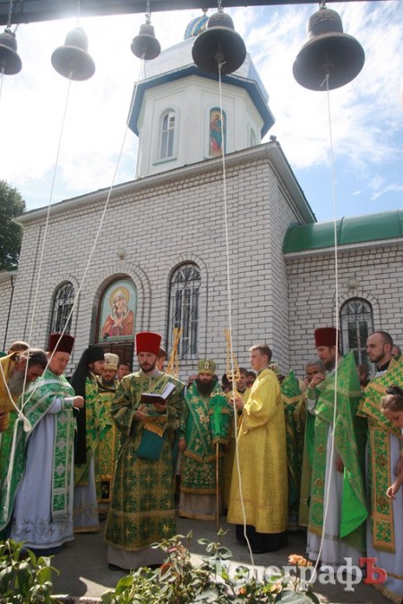 Сегодня в церкви Серафима Саровского почтили память святого старца и освятили колокола (Фото, Видео)