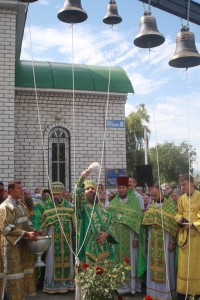 Сегодня в церкви Серафима Саровского почтили память святого старца и освятили колокола (Фото, Видео)