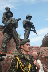 В Кременчуге отмечают день ВДВ (Фоторепортаж)