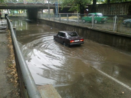 На расчистку канала на ул.Ярмарочной в Кременчуге выделят около 300 тысяч гривен