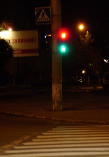 В Кременчуге работает светофор с «женской» логикой
