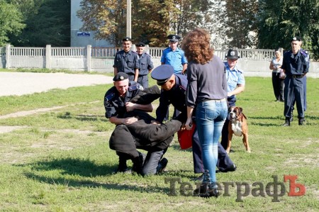 В Кременчуге 13 подростков начали обучение в первом милицейском классе