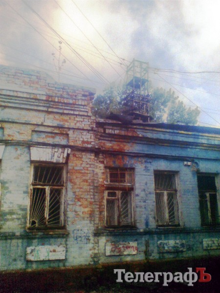 В Кременчуге горел радиоузел «Укртелекома» (ФОТО)