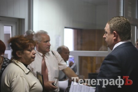 Пикет у прокуратуры Кременчуга: мать погибшего работника завода считает, что не все виновные окажутся на скамье подсудимых (ФОТО)