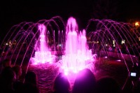 В сквере «Октябрьский» заработал свето-музыкальный фонтан (Видео, Фото)
