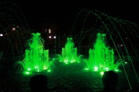 В сквере «Октябрьский» заработал свето-музыкальный фонтан (Видео, Фото)