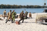 Кременчужанам показали реконструкцию боя освобождения города от немецко-фашистских захватчиков (Видео, фото)