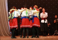 В Кременчуге 30 джигитов из Кутаиси танцевали с мечами, метали ножи и даже исполнили... гопак (ФОТО)