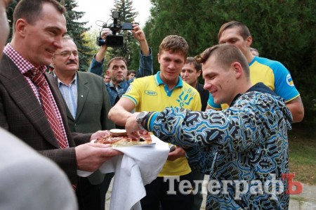 Олимпийская сборная Украины по боксу посетила Кременчуг (ФОТО)