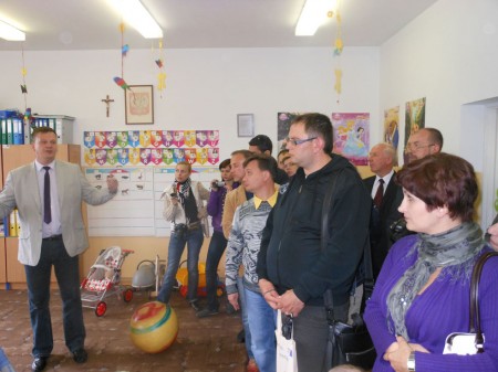 Не хватает детсадов и не знаете, куда пристроить бомжей – учитесь у поляков!