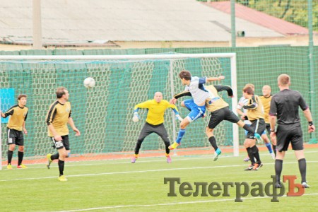 Волевая ничья «Кремня» с лидером чемпионата (ФОТО)