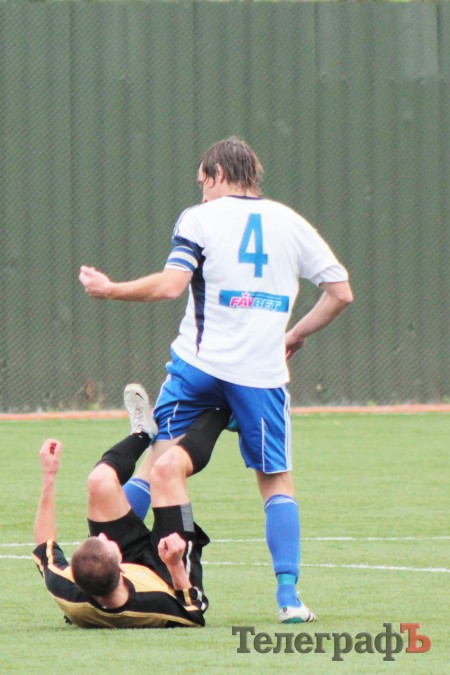 Волевая ничья «Кремня» с лидером чемпионата (ФОТО)