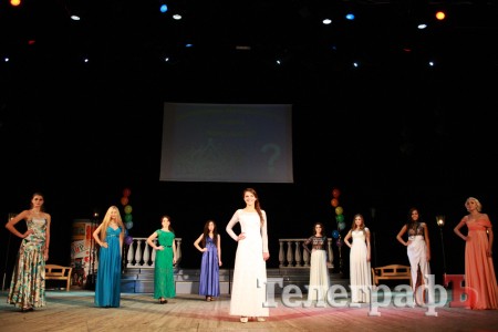 Анастасия Сенченко – «Королева КрНУ 2012»