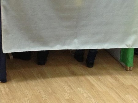 Выборы-2012 в Украине: интересные видео- и фотофакты