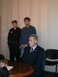 Депутата Митюка, сломавшего коллеге челюсть, осудили на 1 год и 6 месяцев ограничения свободы