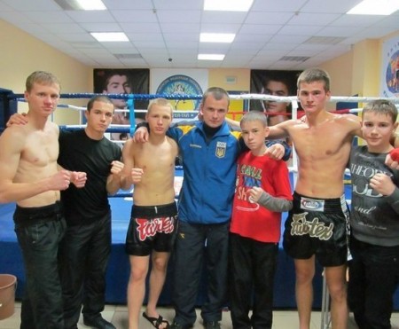 Трое кременчужан стали победителями в турнире по кикбоксингу