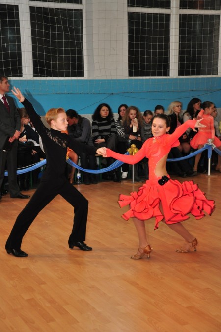 В Кременчуге прошли Всеукраинские соревнования по спортивным танцам "Сузір'я - 2012"