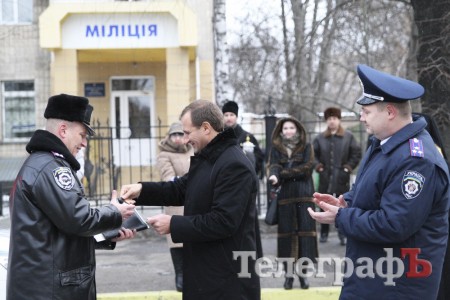 Мэрия подарила кременчугскому отделу ГАИ новую Skoda Octavia