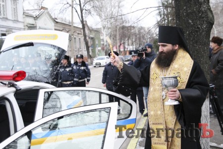 Мэрия подарила кременчугскому отделу ГАИ новую Skoda Octavia