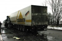 На автодороге «Киев-Харьков» случилось трагическое ДТП — погибли 2 человека