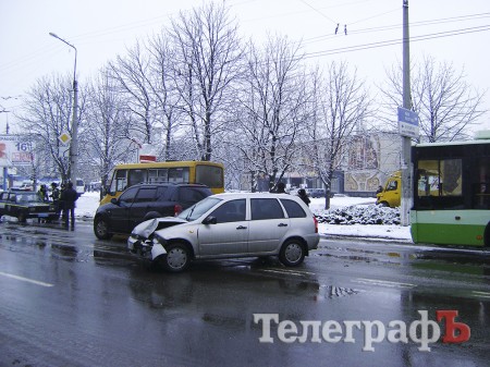 На улице Халаменюка в Кременчуге – сразу два ДТП