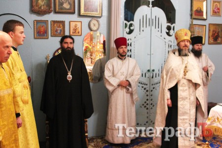 Христос родился! Славим Его!