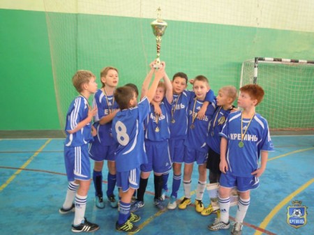 Ребята «Кремня» 2002 г.р. стали чемпионами Украины по мини-футболу