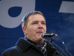 Кременчуцькі школярі знають українську краще за нардепів