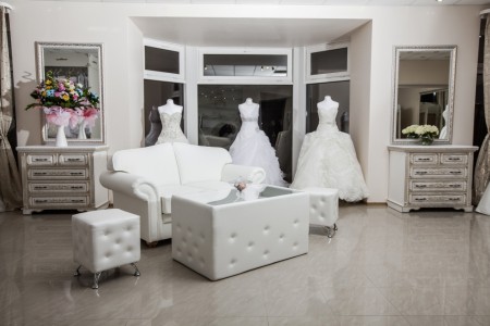 Кременчужанок в гости приглашает новый салон «Монро»