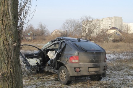В Кременчуге в районе «Велмарта» произошло трагическое ДТП В Кременчуге в районе «Велмарта» произошло трагическое ДТП